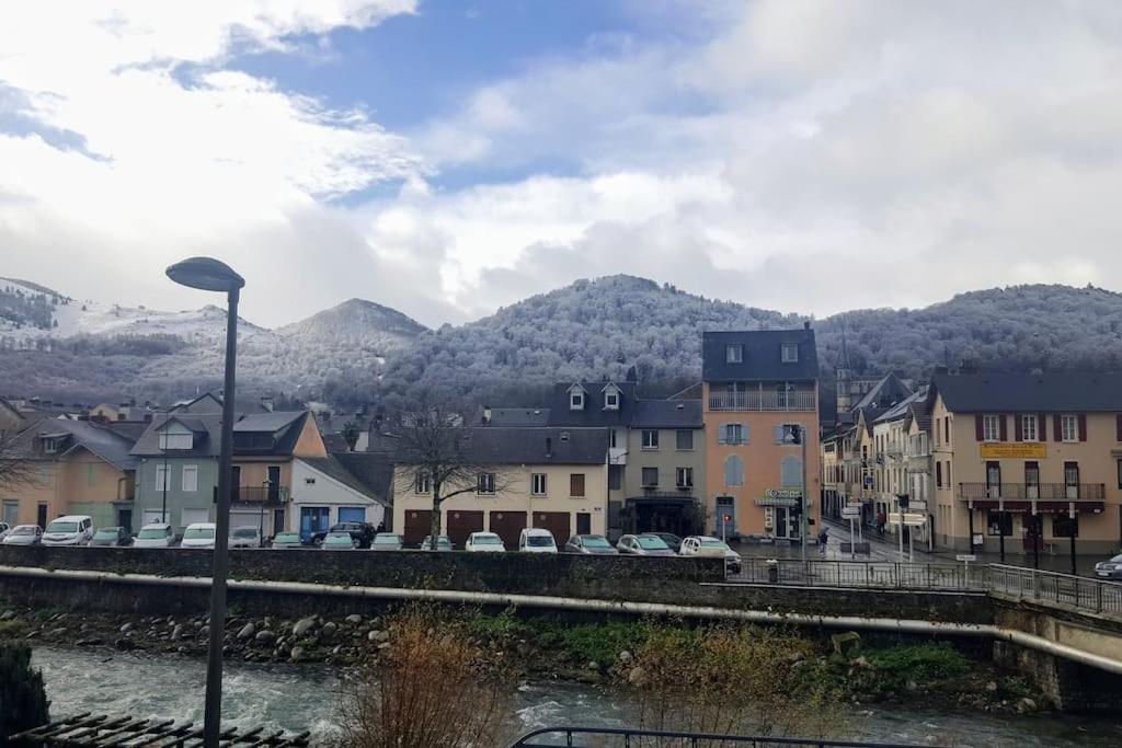 Appartement Plein Sud Au Rdc Avec Terrasse Et Parking Bagneres-de-Bigorre Luaran gambar