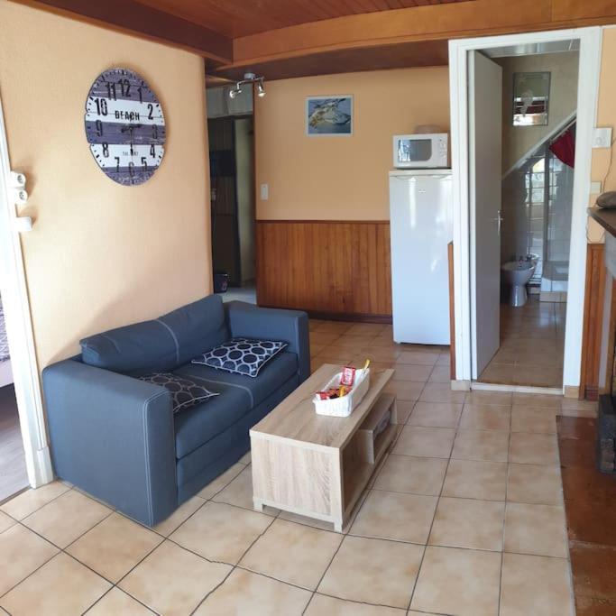 Appartement Plein Sud Au Rdc Avec Terrasse Et Parking Bagneres-de-Bigorre Luaran gambar